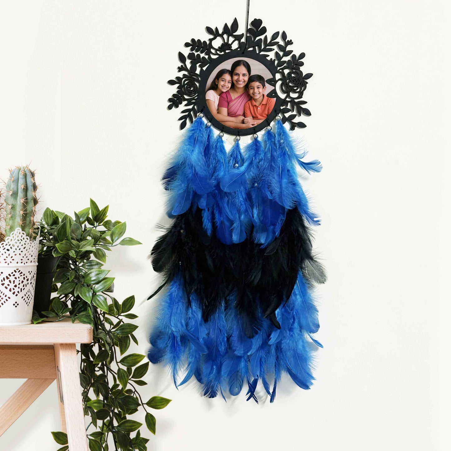 Personalized Floral Dream Catcher with Photo – Blue & Black Feather Wall Hanging for Mother's Day
